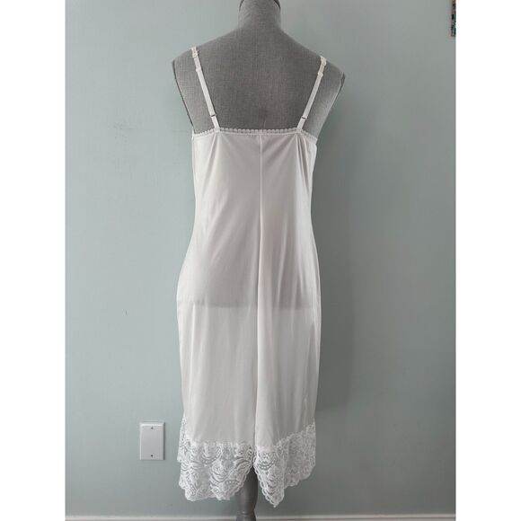 Vintage 80s Vanity Fair White Satin Floral Lace Nightgown Full Slip size 36/24" - Picture 2 of 15